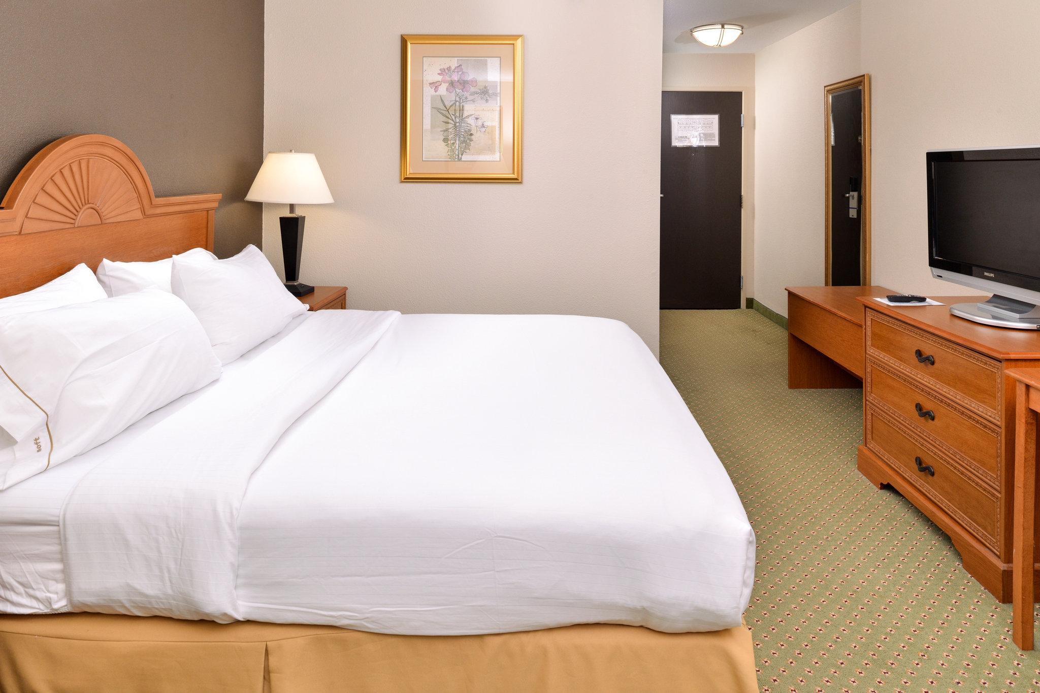 Holiday Inn Express Hotel & Suites Madison By Ihg Exteriör bild