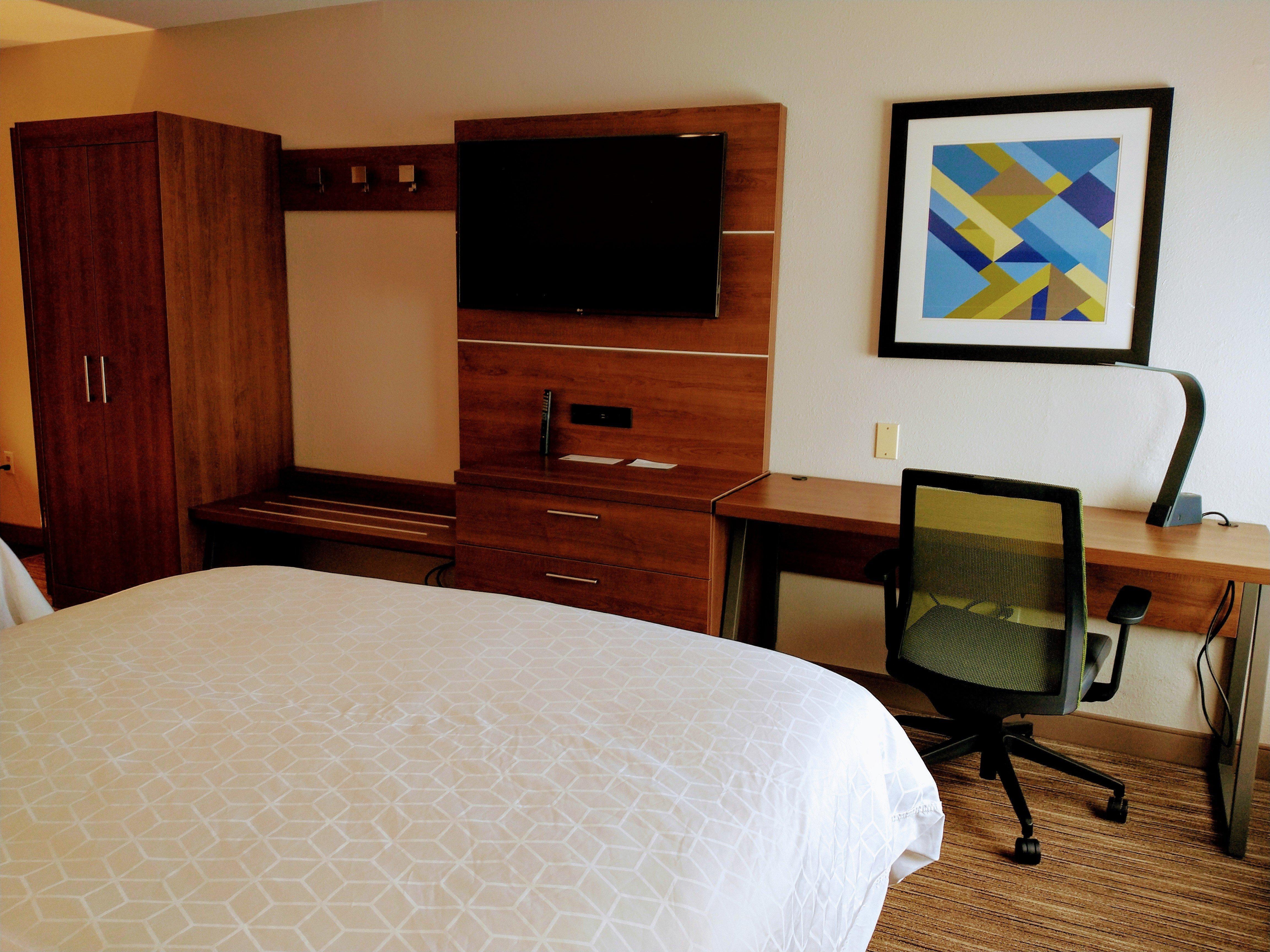 Holiday Inn Express Hotel & Suites Madison By Ihg Exteriör bild